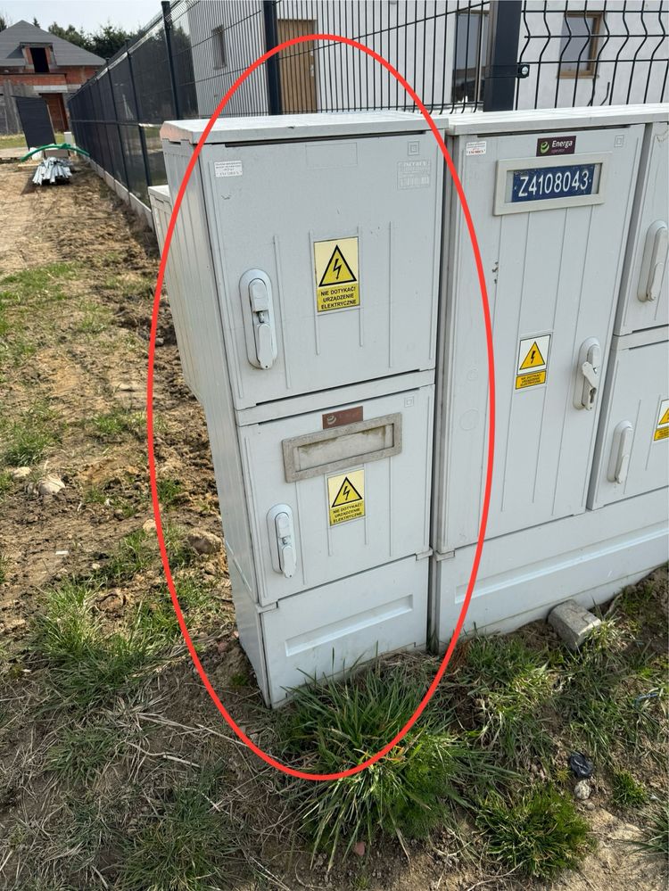 Skrzynka elektryczna budowlana