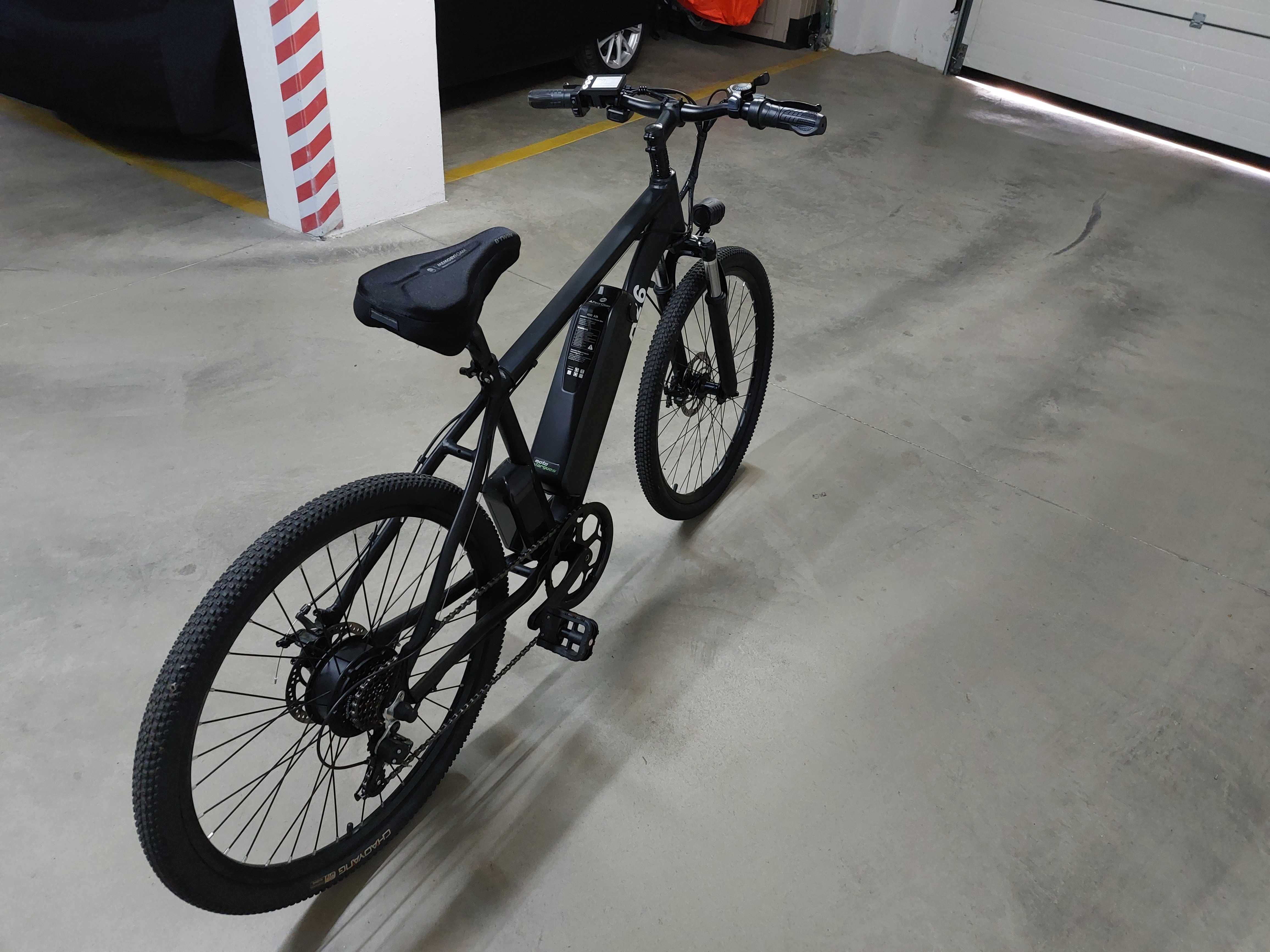ADO A26+ Motor 250W - Bateria de 36V 12,5Ah - Pneu 26" Autonomia 70 km