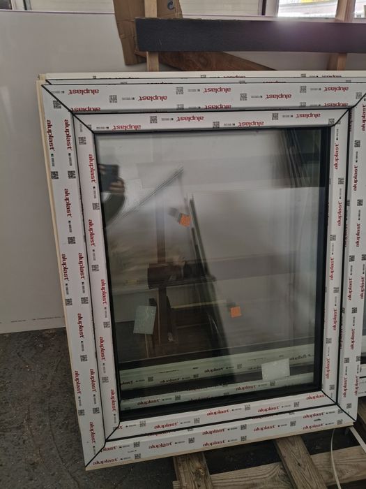 Okno pcv aluplast 7000 antracyt 3 szyby nowe