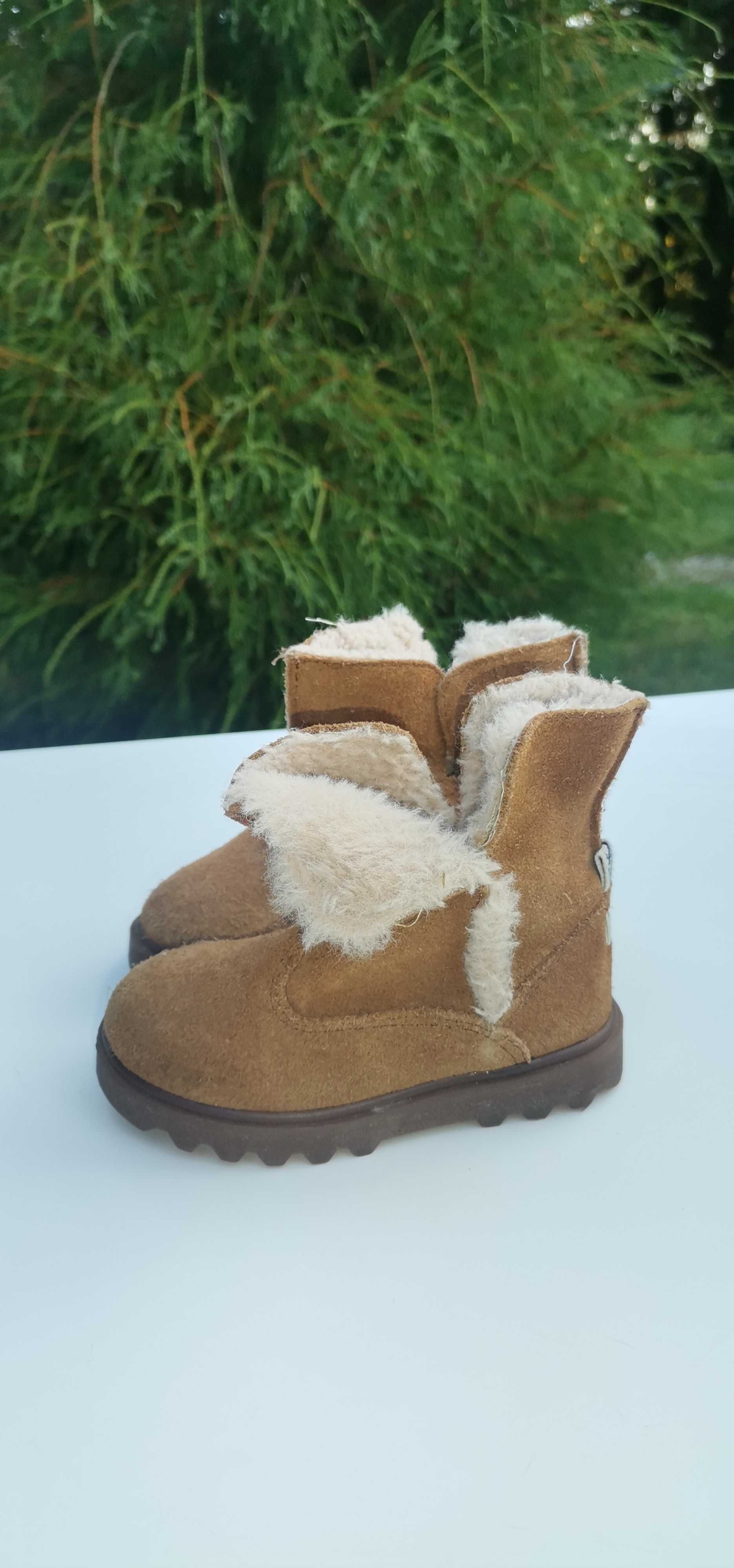 Zara baby 20 buty zimowe  zamszowe skóra naturalna. śniegowce mukluki