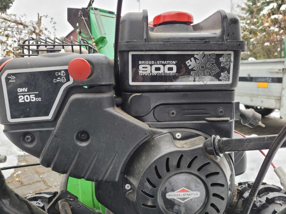 Odśnieżarka spalinowa Agroma BRIGGS & STRATTON USA, 8 biegów, 4sów.