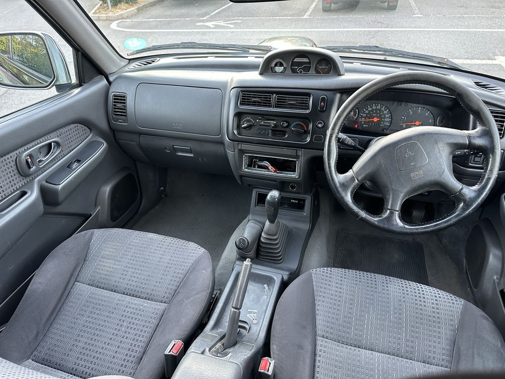 Авто для ЗСУ Mitsubishi L200