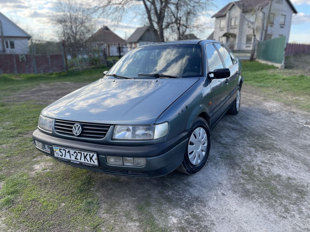 Volkswagen Passat B4 1.8 1995 р.в. в хорошому стані