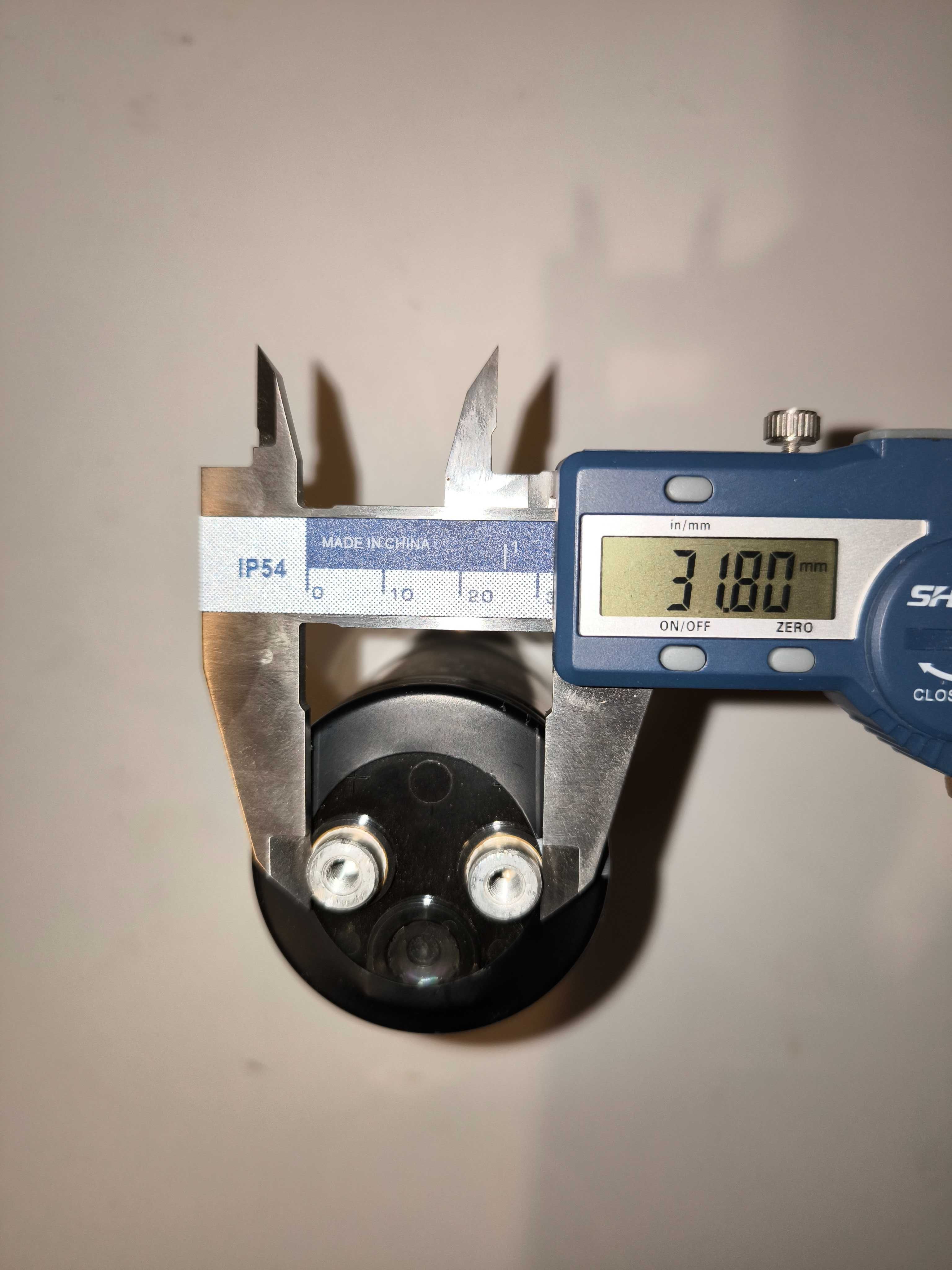 Конденсатор 400В 1800мкФ Nichicon