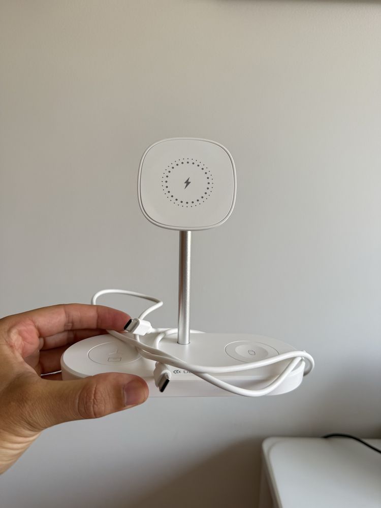 Estavao de carregamento DEVIA iphone, airpods e apple watch