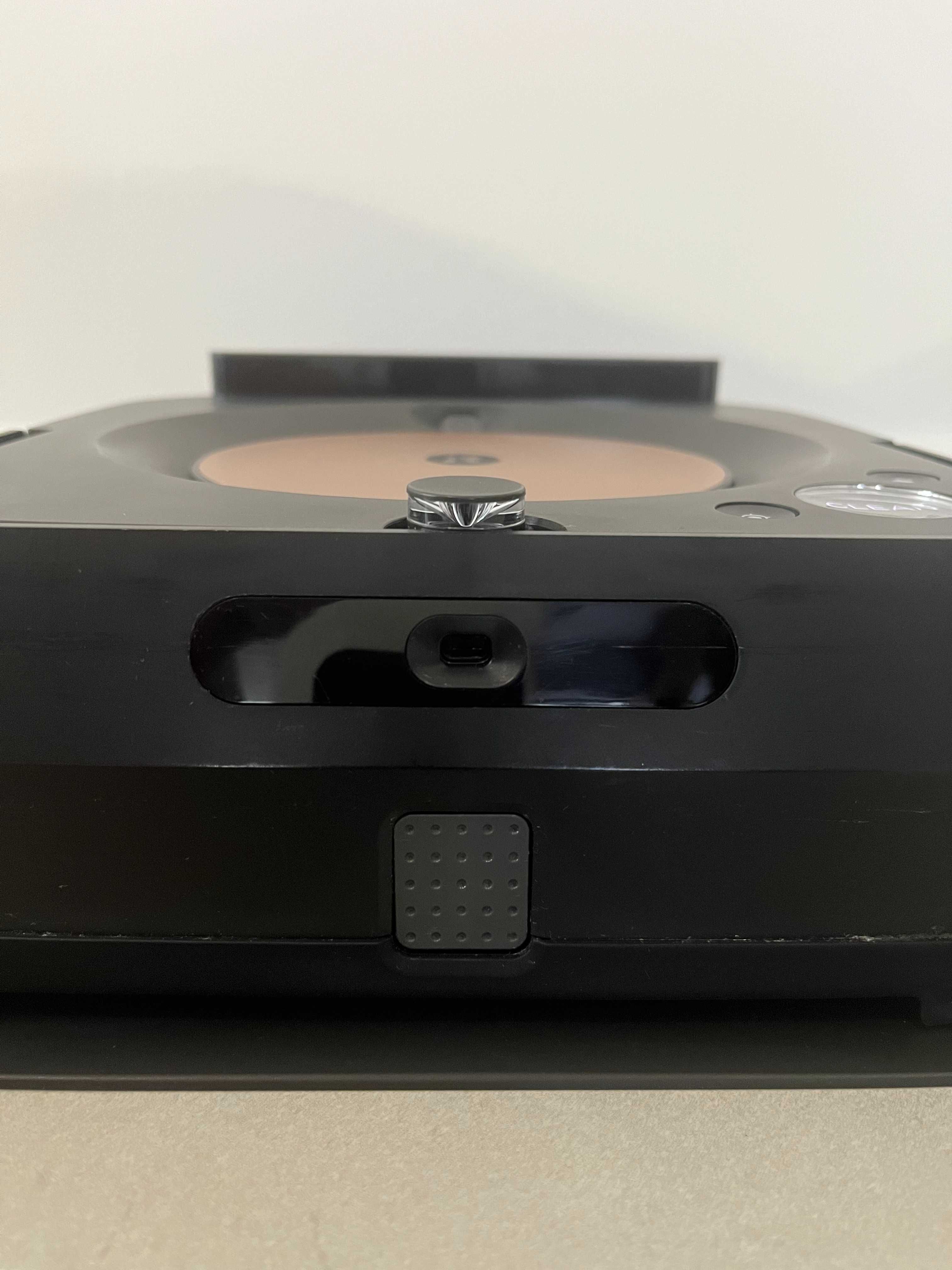 Robot mopujący iRobot Braava Jet M6 czarno-złoty [JAK NOWY]