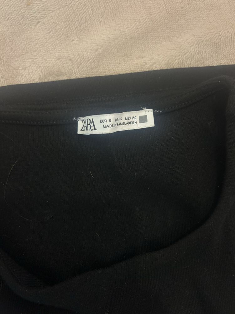 Vestido preto Zara, tamanho s