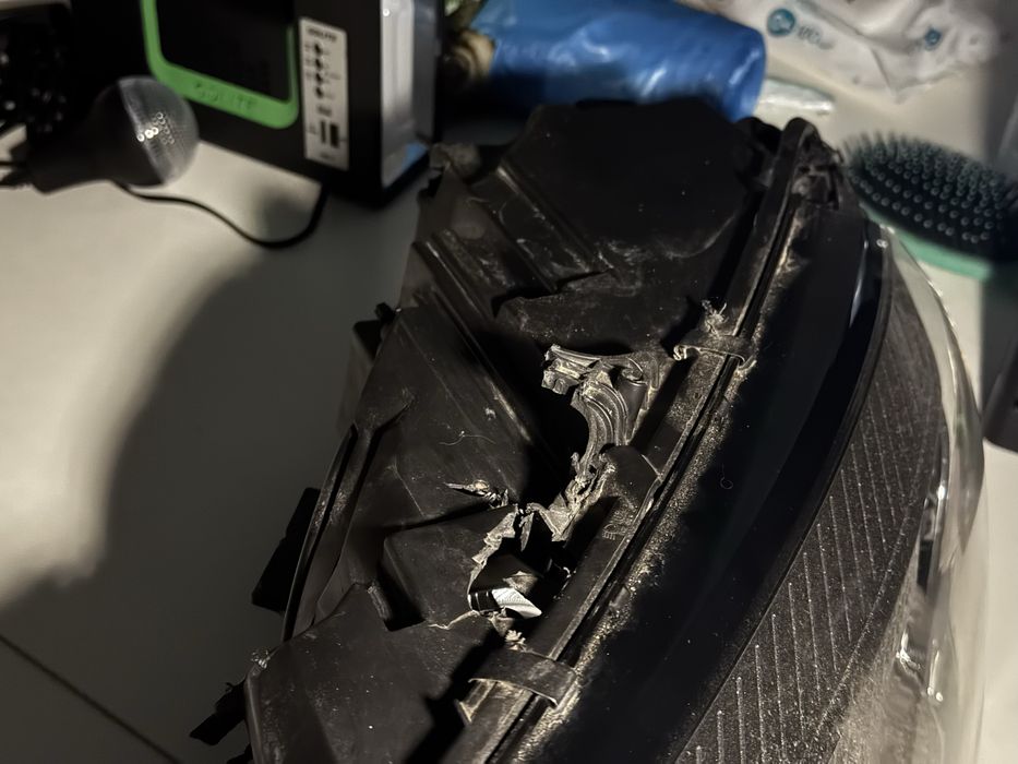 Оригінальна фара Audi A4 B9.5 FULL LED — робоча