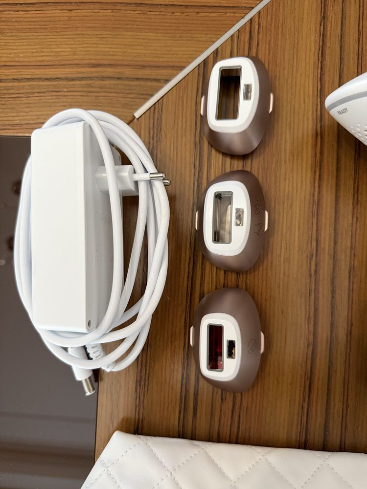 Depiladora Nova Luz Pulsada PHILIPS Lumea S9000 BRI955/00