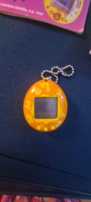 Vendo Tamagotchi.