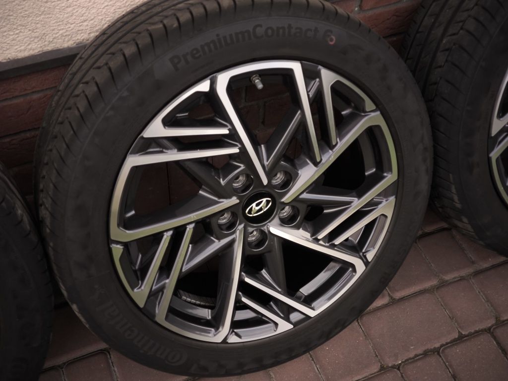 →Felgi+opony Hyundai Tucson 18x7,5 ET52 5x114,3 Continental idealne