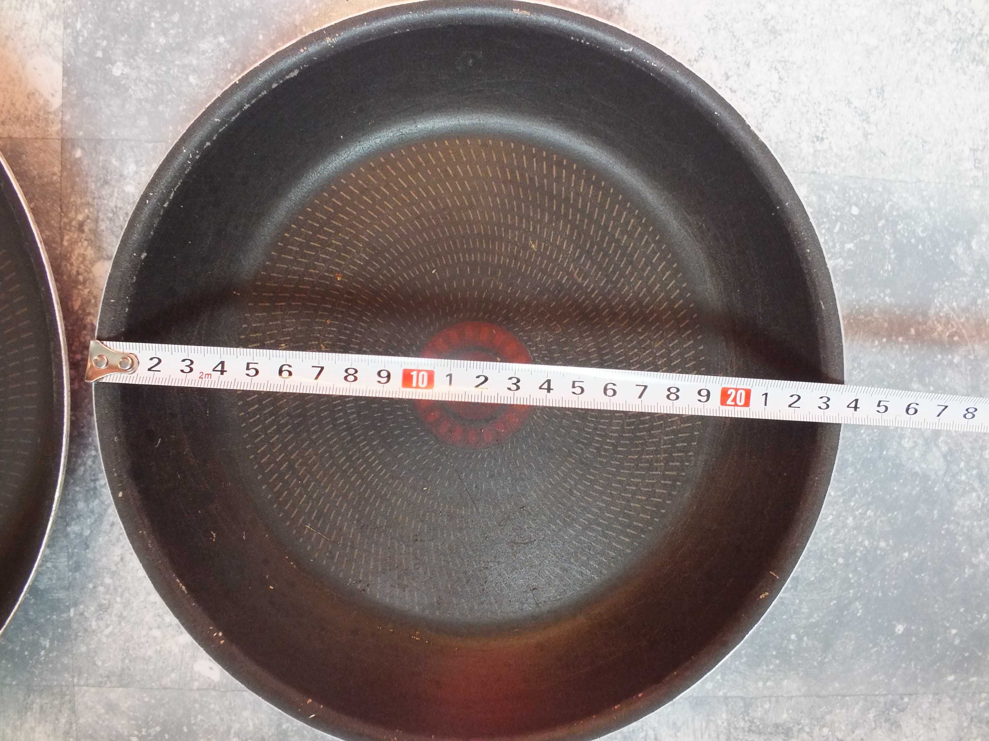 zestaw 2szt.  patelnie TEFAL średnica 24cm ,, 26cm , używane patelnia