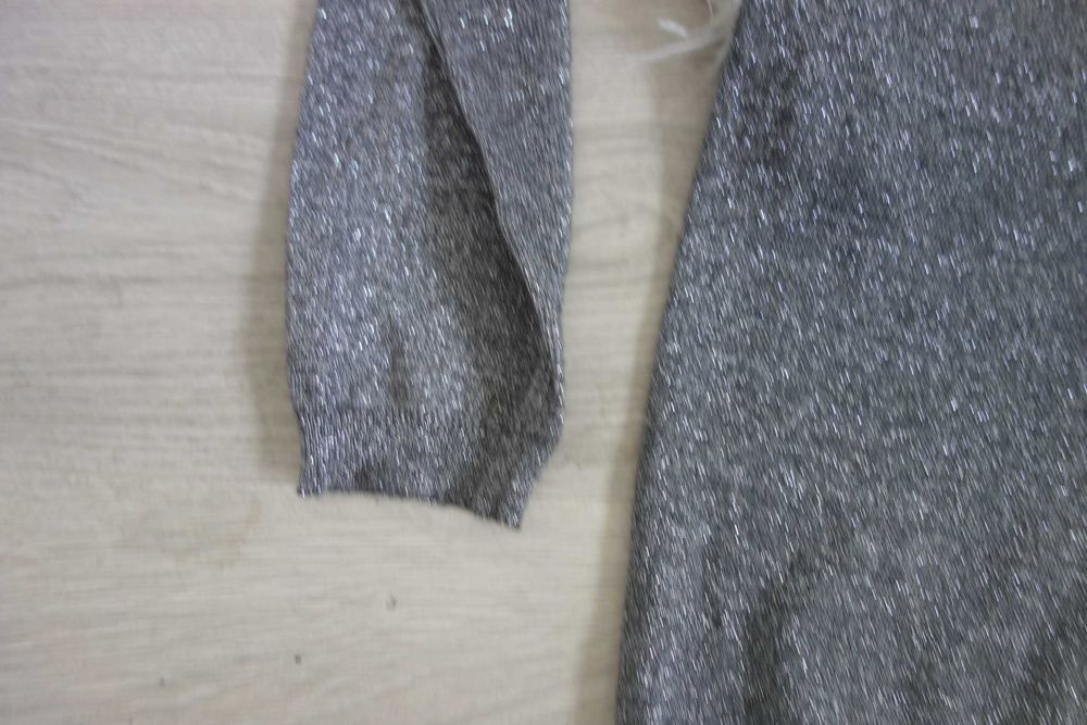 Atmosphere damski sweterek sweter rozmiar 16/44 srebrna nitka