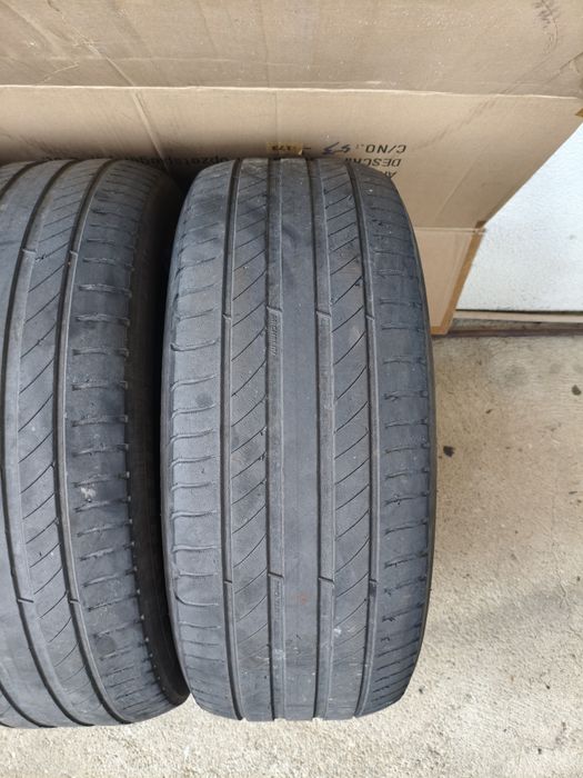 Pneus Michelin usados 215/50 R17