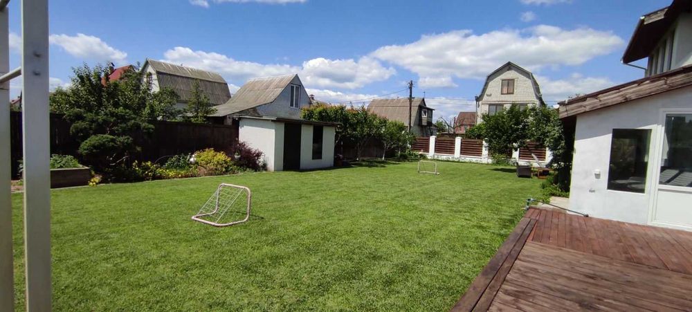 Оренда будинку с генератором та укриттям в с. Проців, 200 м.кв.