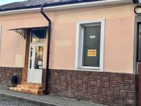 Оренда фасадного комерційного приміщення, Центр, м. Дрогобич!
