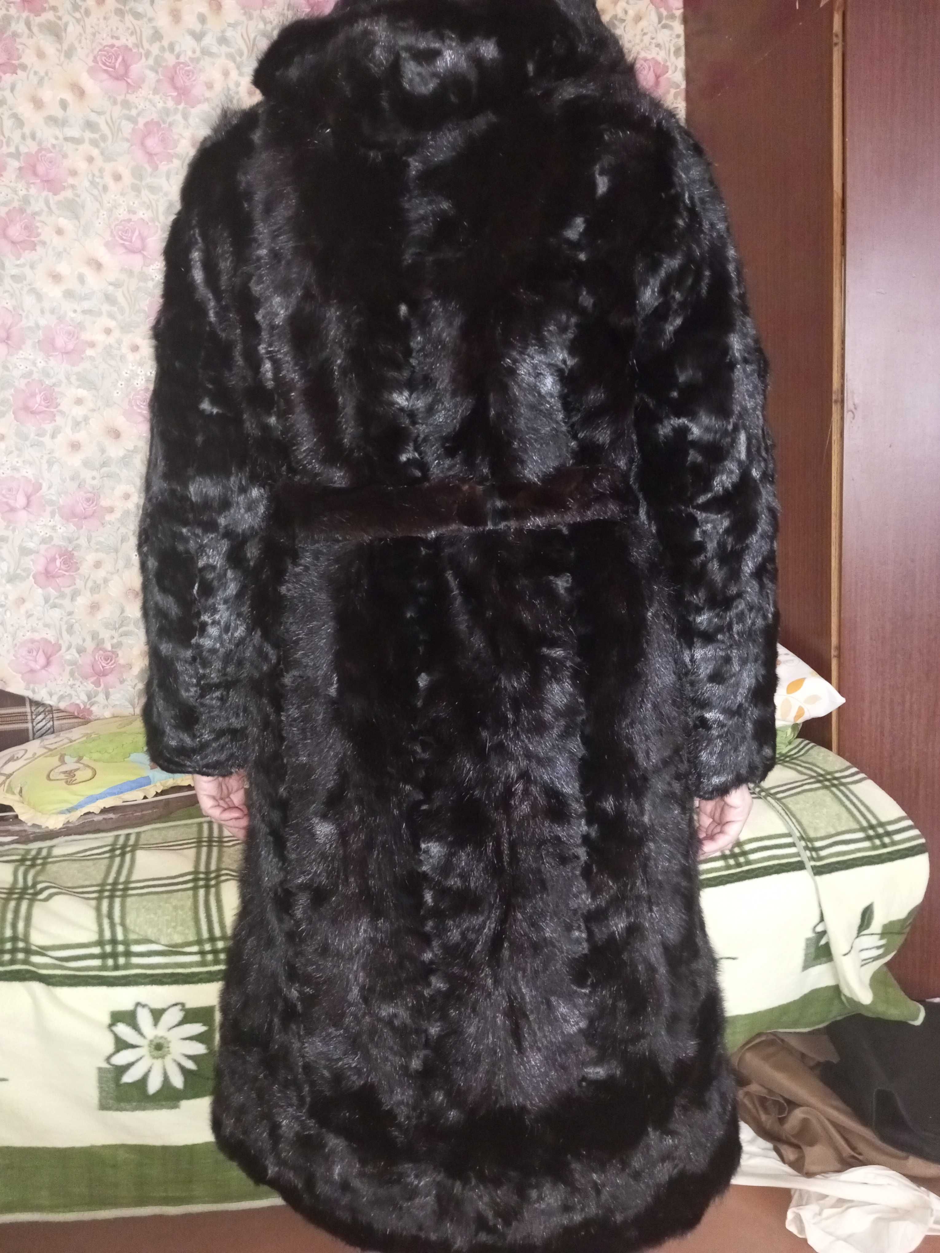 Продам норковую шубу