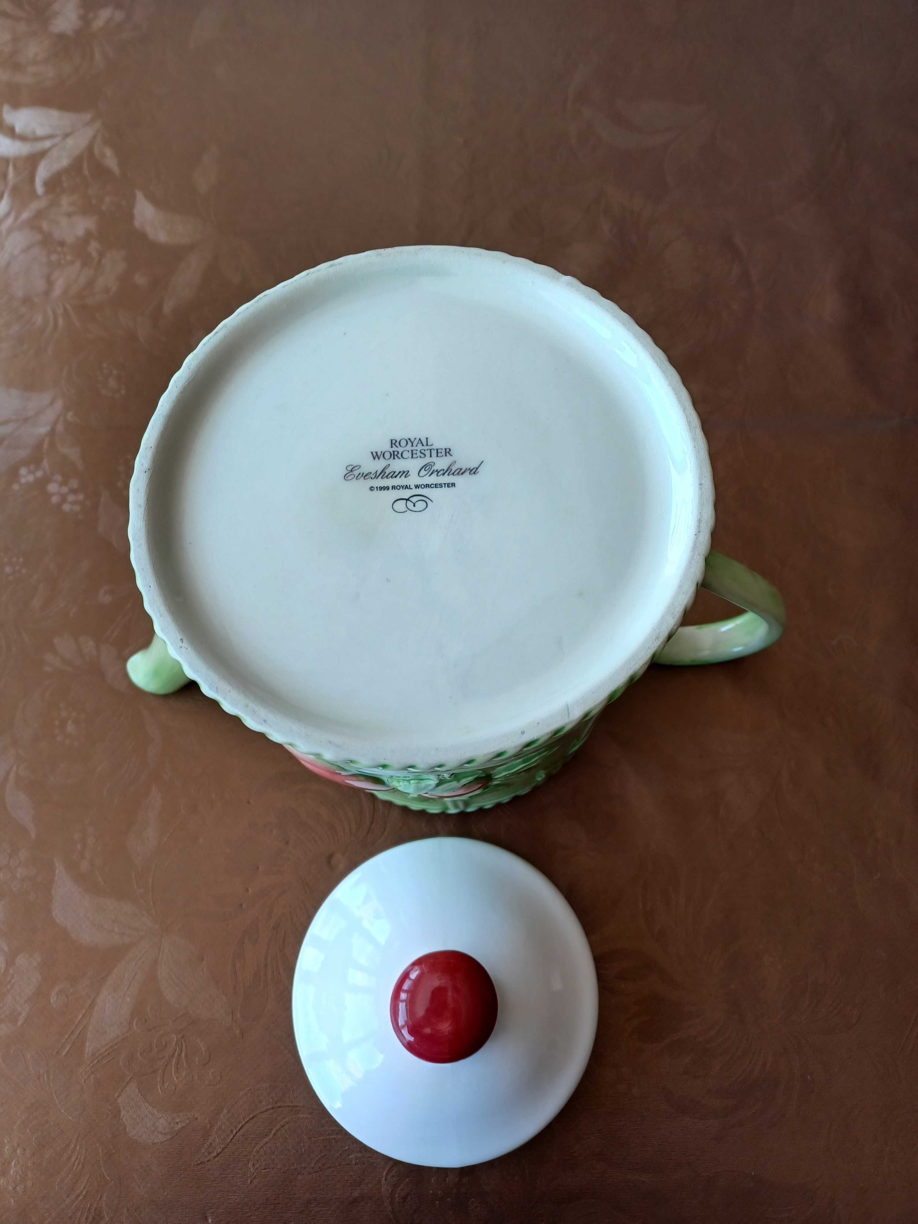 Bule Verde com cerejas - Royal Worcester 1999 - NOVO