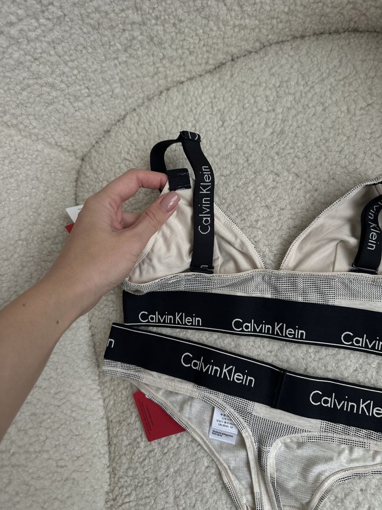Комплект білизни Calvin Klein, S/M