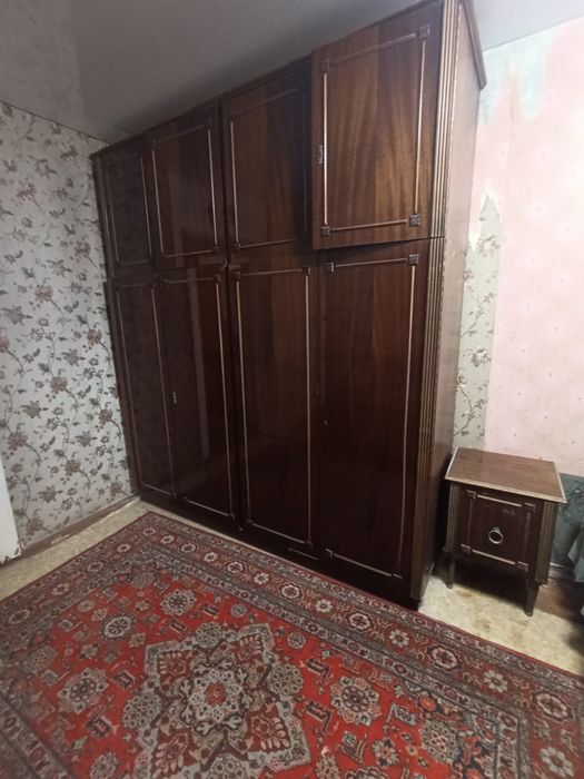 Продам шкаф и трюмо