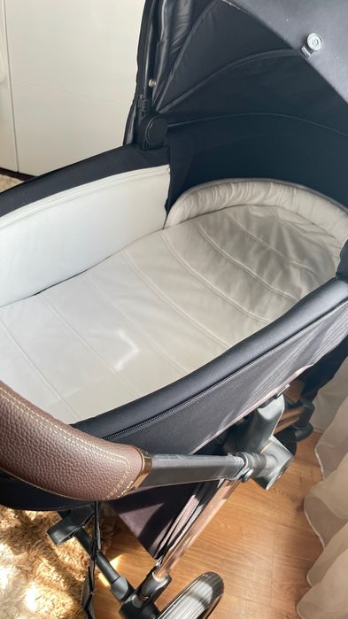 Cybex Priam шасі+люлька