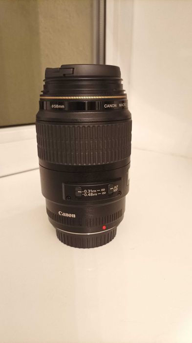 Obiektyw makro Canon 100 mm