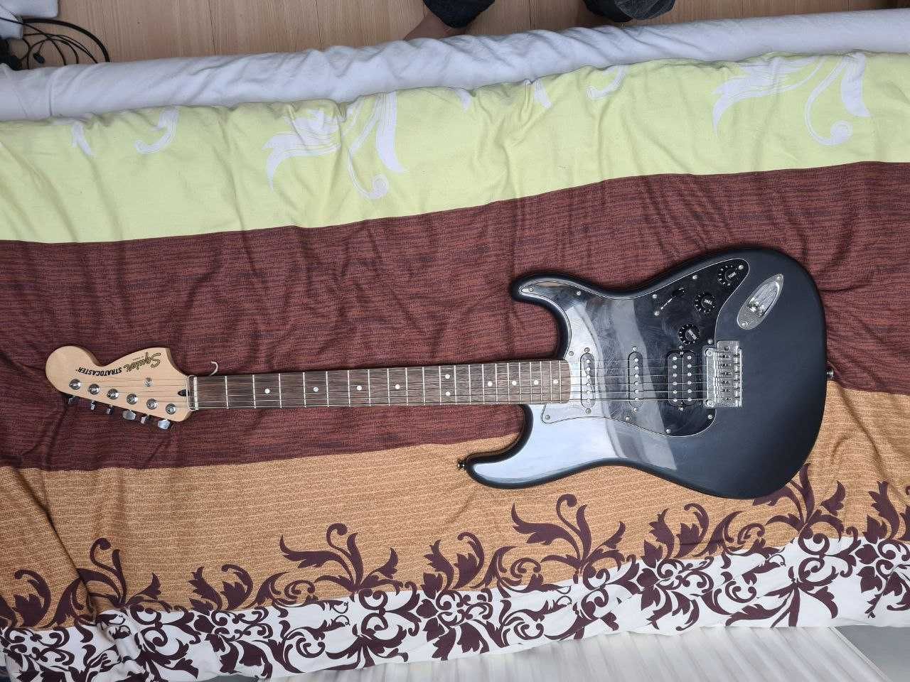 Squier Affinity Strat FM HSSBB