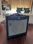 Amplificador Fender Mustang ll (40W)
