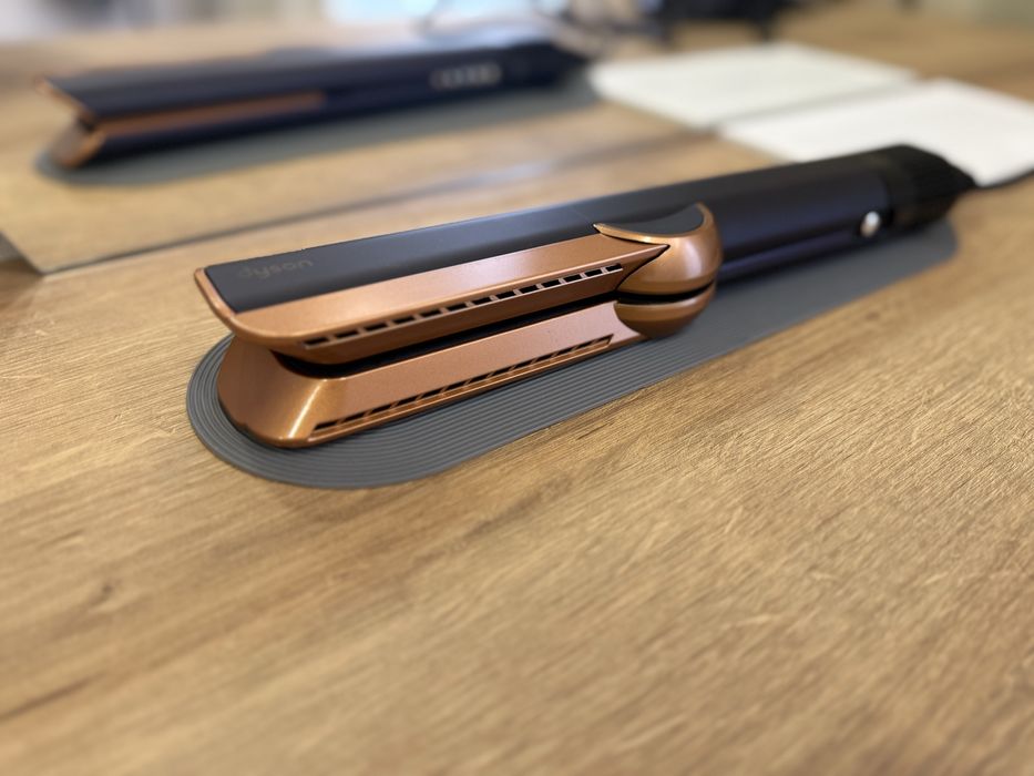 Dyson Airstrait (колір: Prussian Blue/Rich Copper)