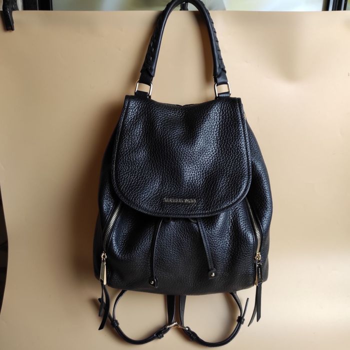 Michael kors жіночий шкіряний рюкзак.