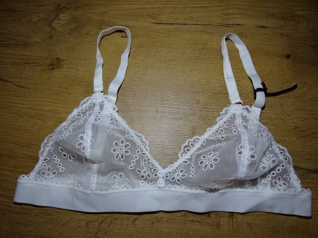 Primark biustonosz piękny wyszywany nowy M