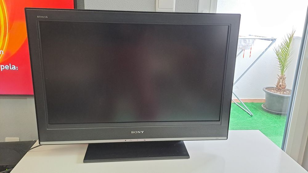 tv sony kdl-32S3000