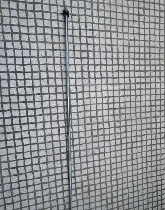 Barra de Musculação 2 m e 28 mm - Decathlon