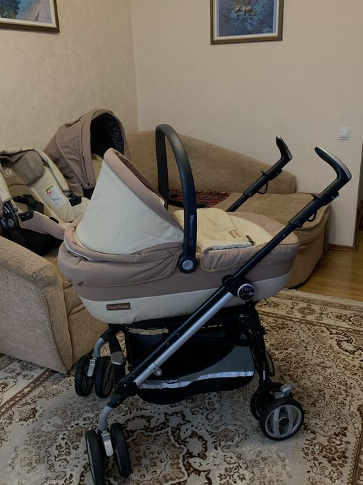 Коляска 3в1 Peg-Perego﻿ Pliko Switch Compact