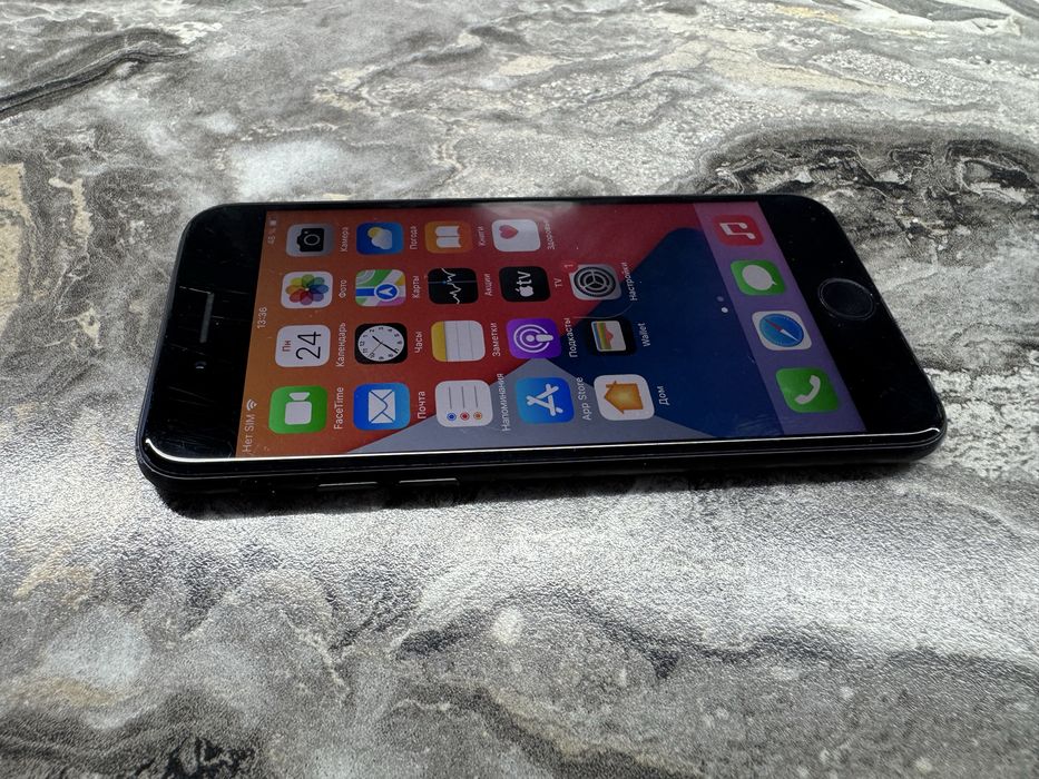 Iphone SE 2020 64Gb Неверлок BAT 89% Комплект