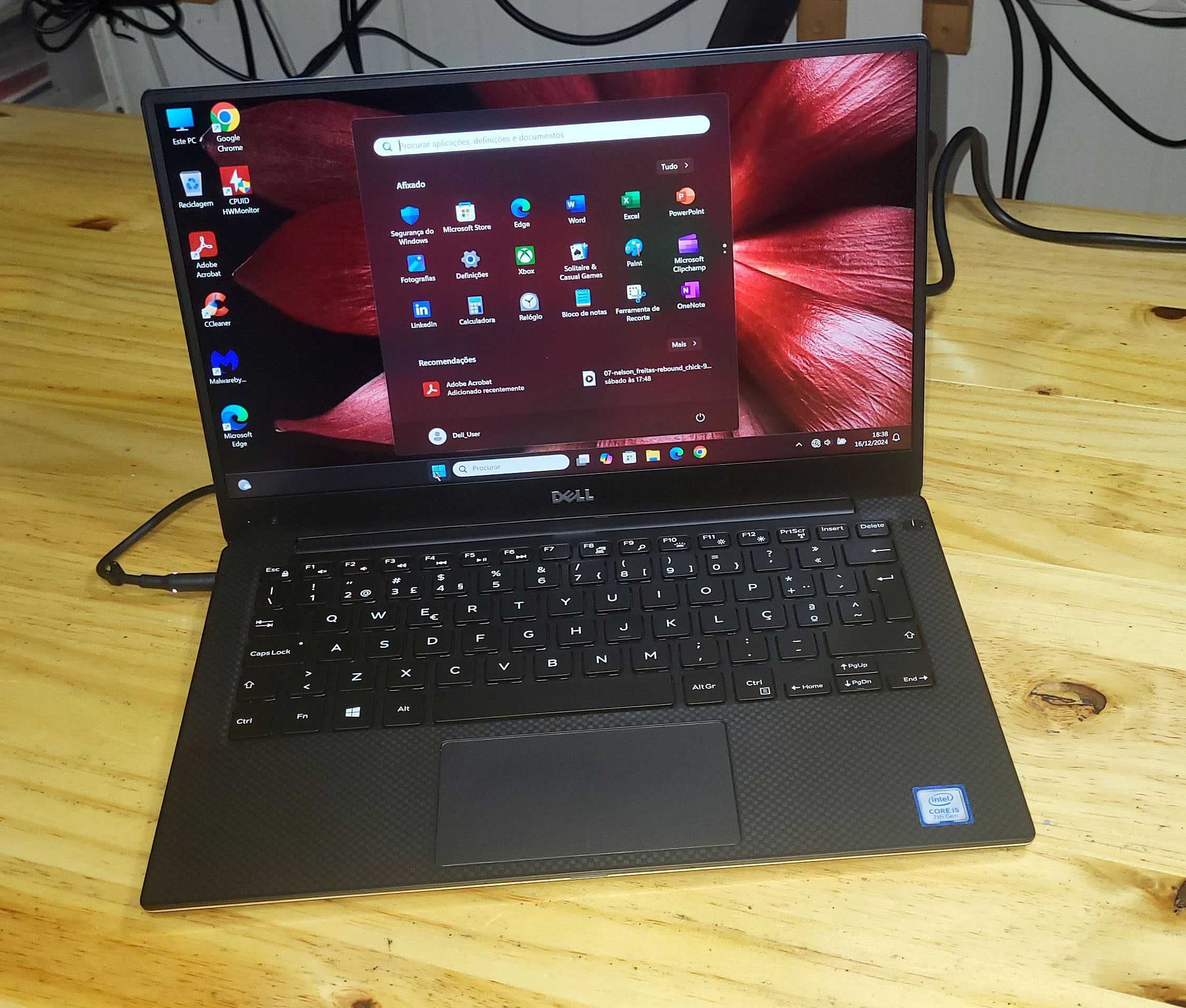 Dell XPS Carbono Bonito 1.2Kg - i5 3.10Ghz - 8GB Ram - IPS - Nvme256GB