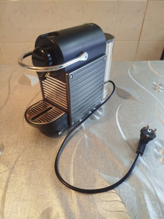 Máquina de café Nespresso PIXIE