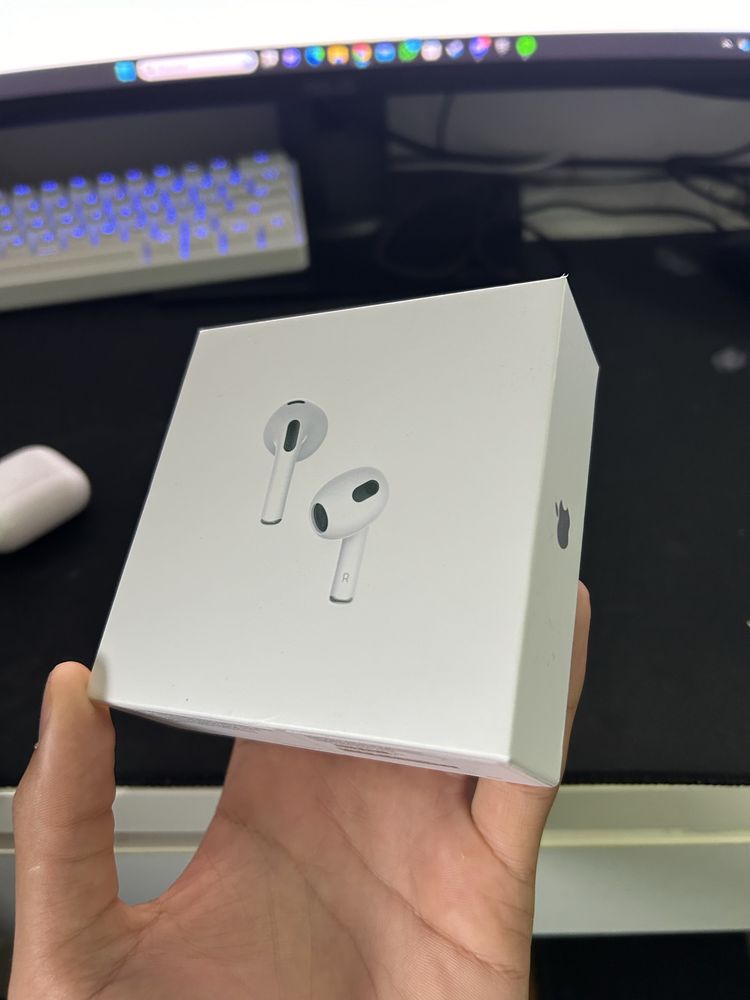 Air Pods APPLE (3ª geração)