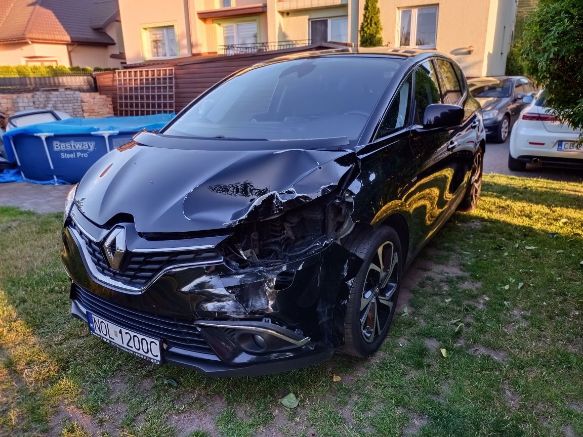Renault Scenic // 1.3 tce 140 KM // Masaże // Sam parkuje // Alu 20 //