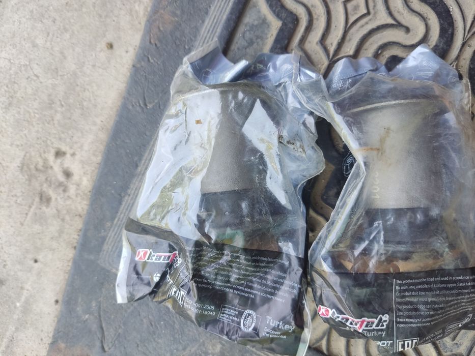 Сайлентблоки передні ford mondeo 3