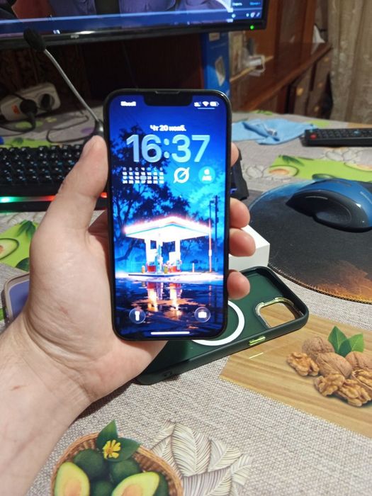 Айфон  13-128-GB