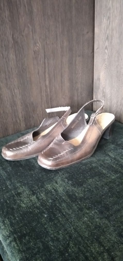Buty skórzane 36