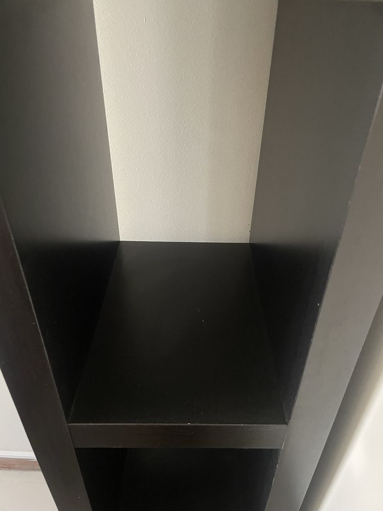 Estante preta do IKEA – em ótimo estado