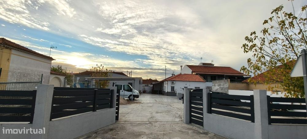 Oportunidade Única: Duas Excelentes Moradias T3+T1