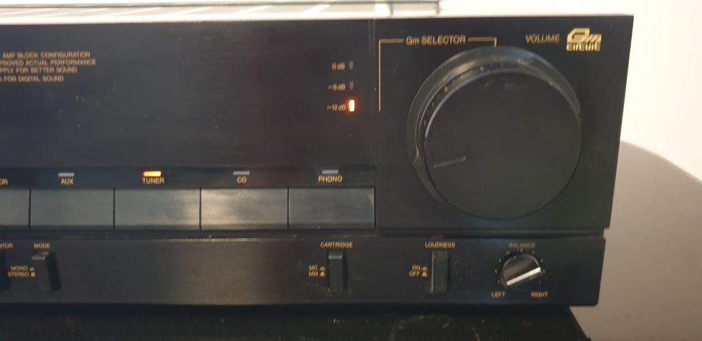 Wzmacniacz  JVC  AX-550