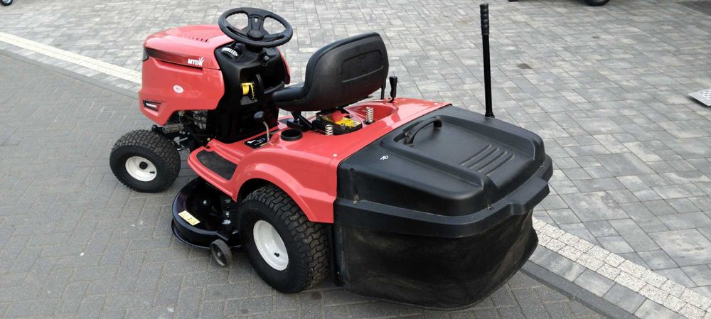 Mało używany traktorek kosiarka MTD blizniak CUB CADET LT1 2020r