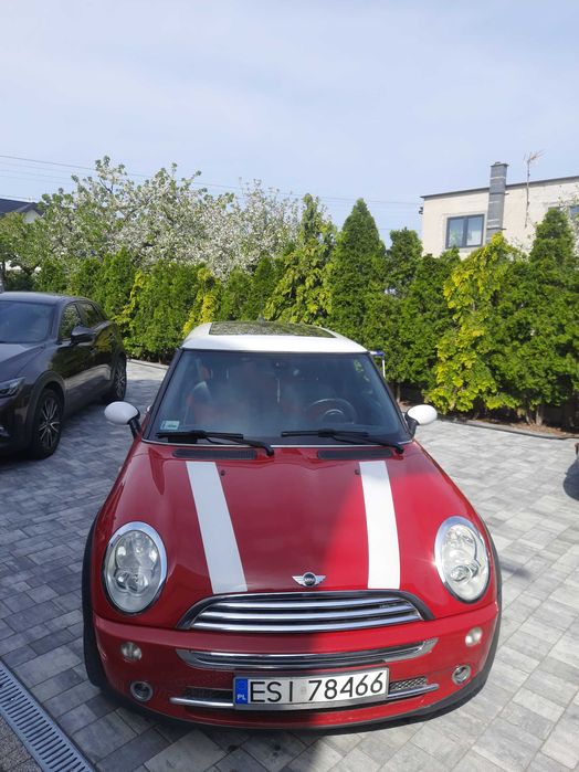 mini cooper 1.6 116km Chili Red
