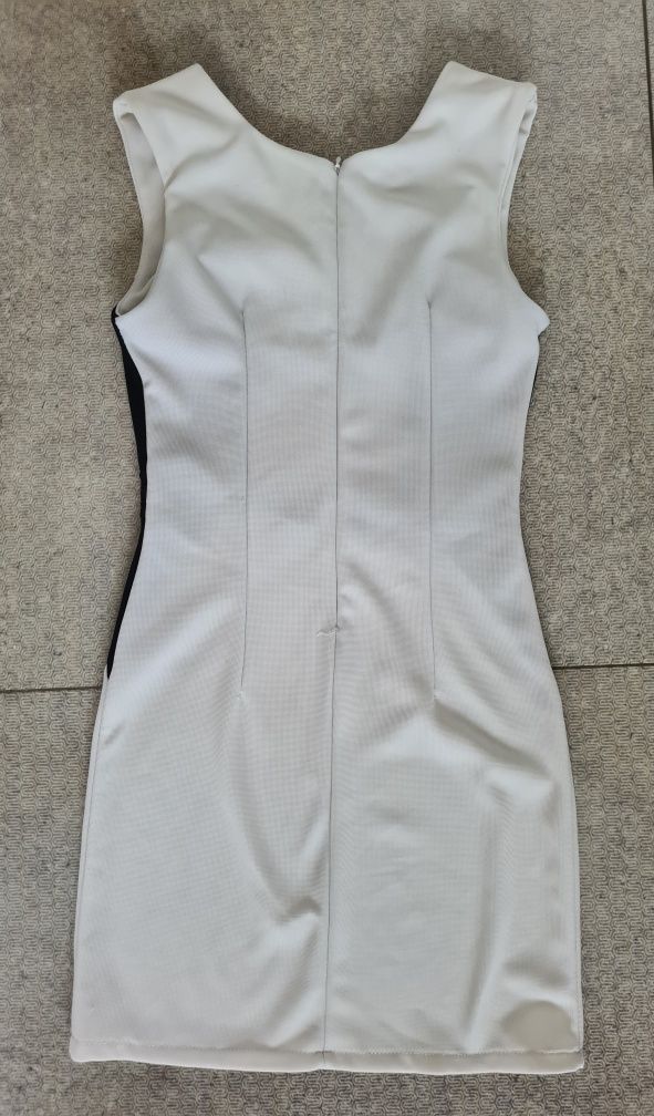 Sukienka biała elegancka koktajlowa r. XS