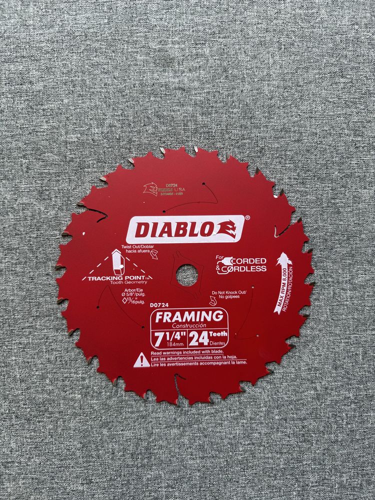 Пильний диск по дереву фірми Diablo