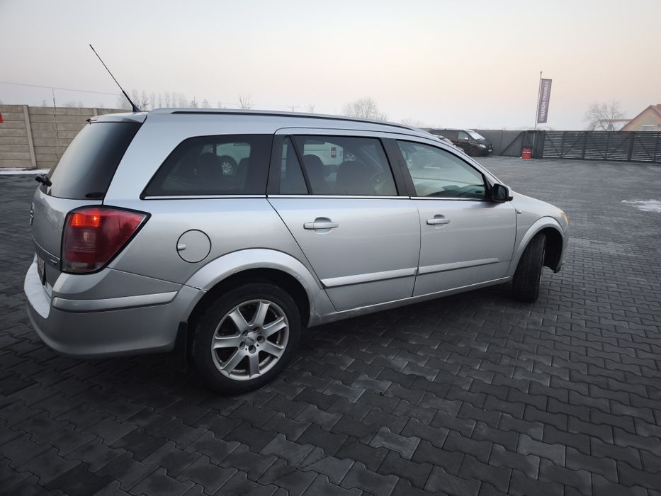 Opel Astra 1,9tdi 2005r kombi, podgrzewane fotele